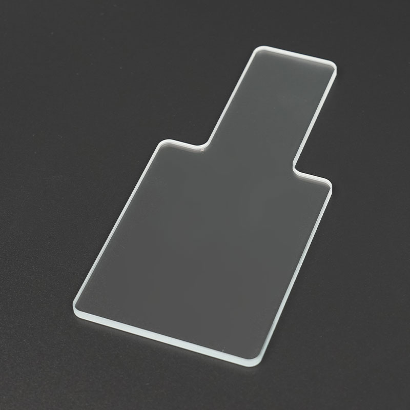 Ultravitt färglöst optiskt glas